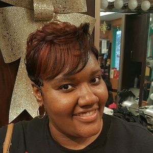 Meet your Posher, Asha